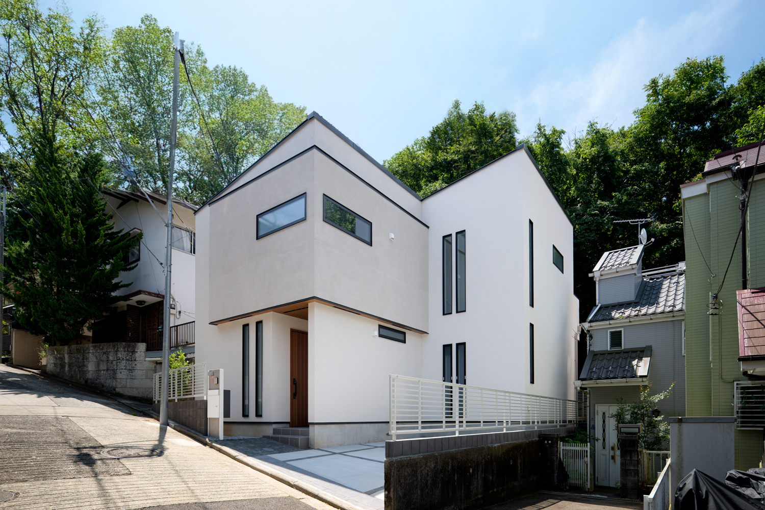 街中ギャラリーを見る