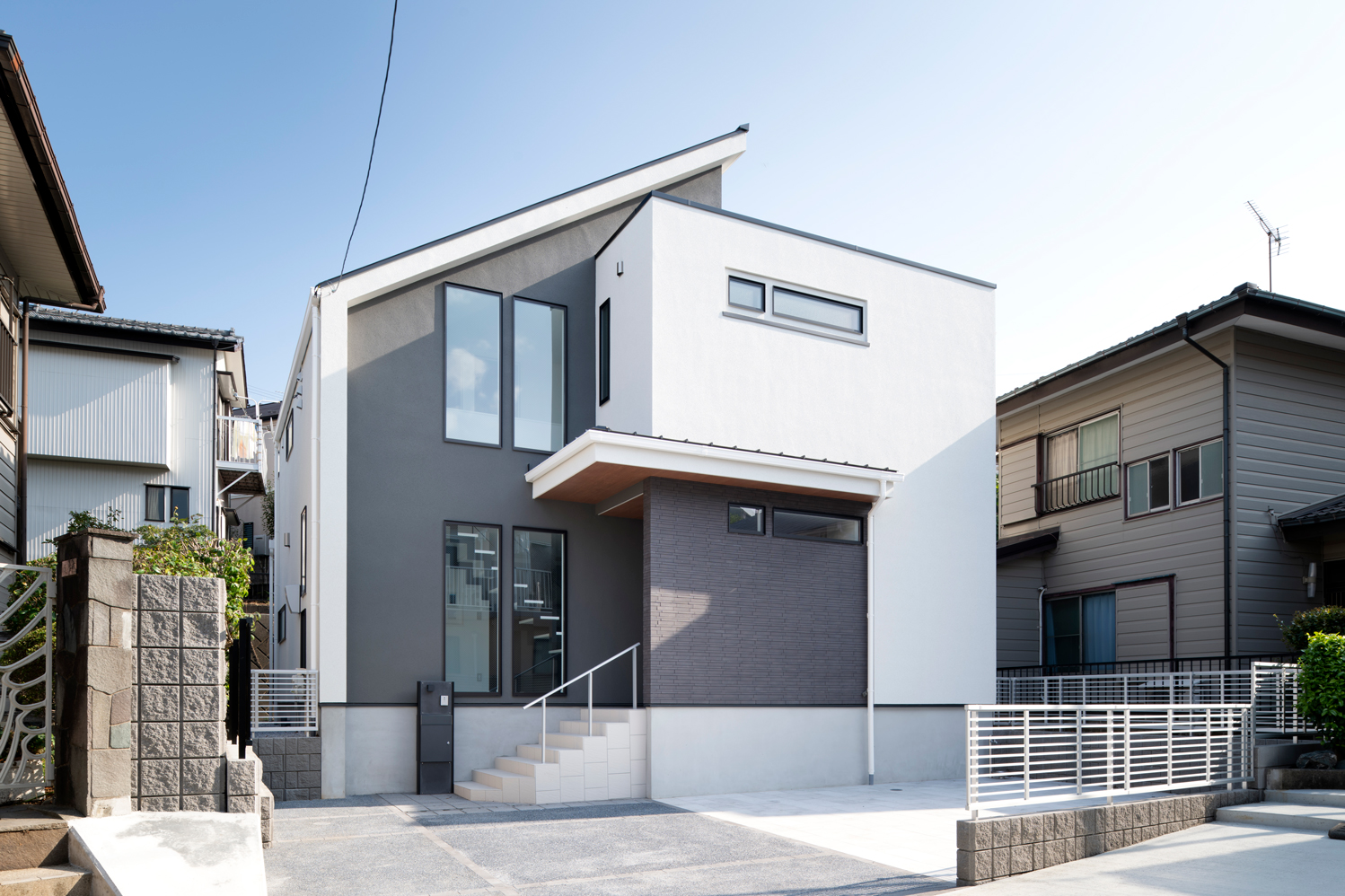 富士塚建築外観